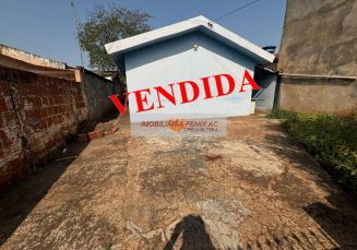 CASA  A VENDA CDHU OURINHOS