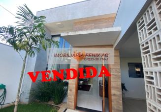 LINDA CASA RESIDENCIAL PQ DAS FLORES