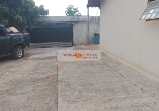 CASA A VENDA JD VITORIA 